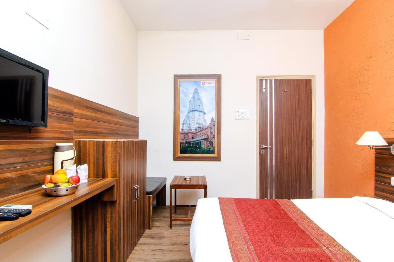 Hotel R B International Varanasi Exterior foto